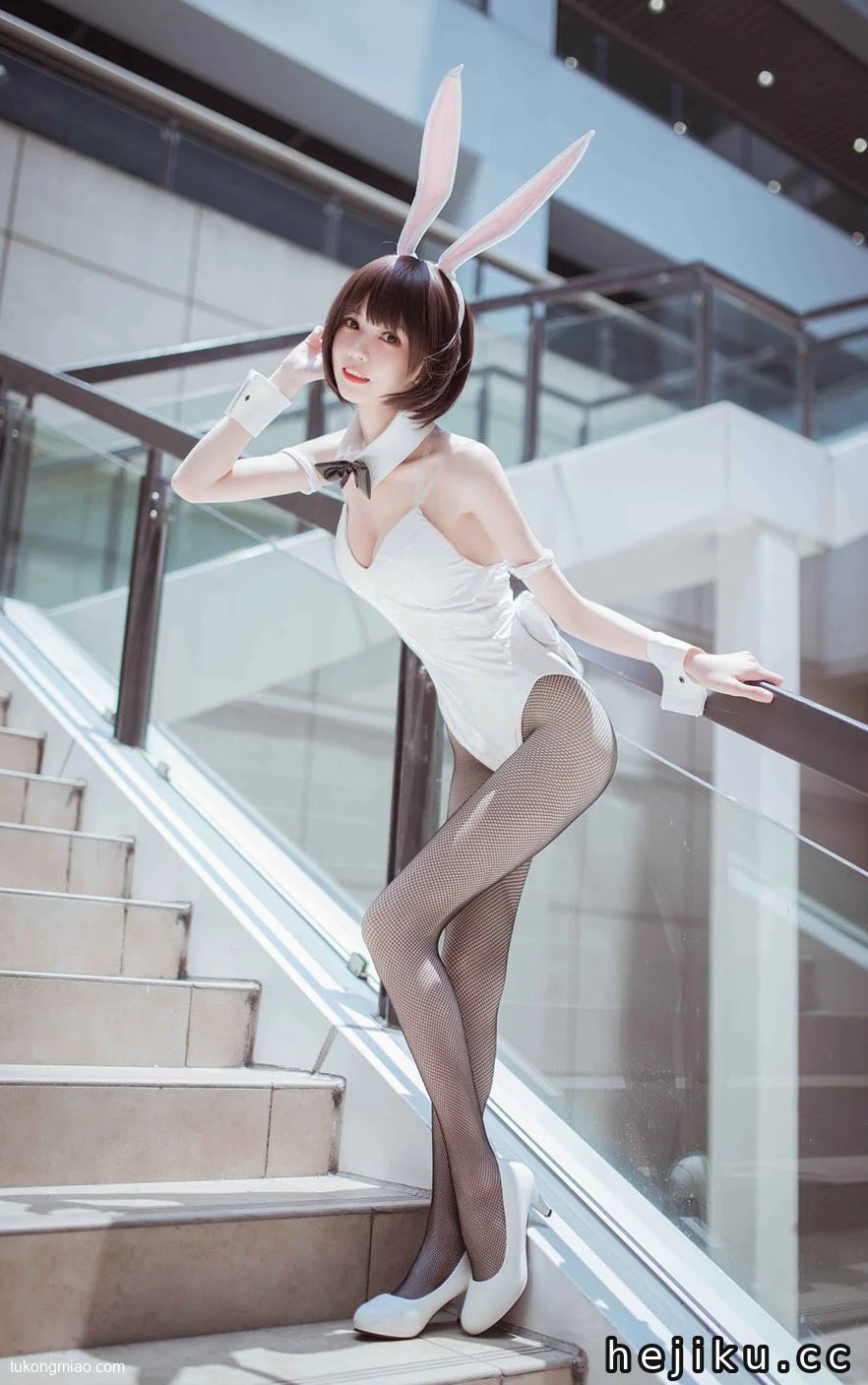 你的负卿cos作品返图:校服与持枪少女反差感拉满 cosplay写真 第3张