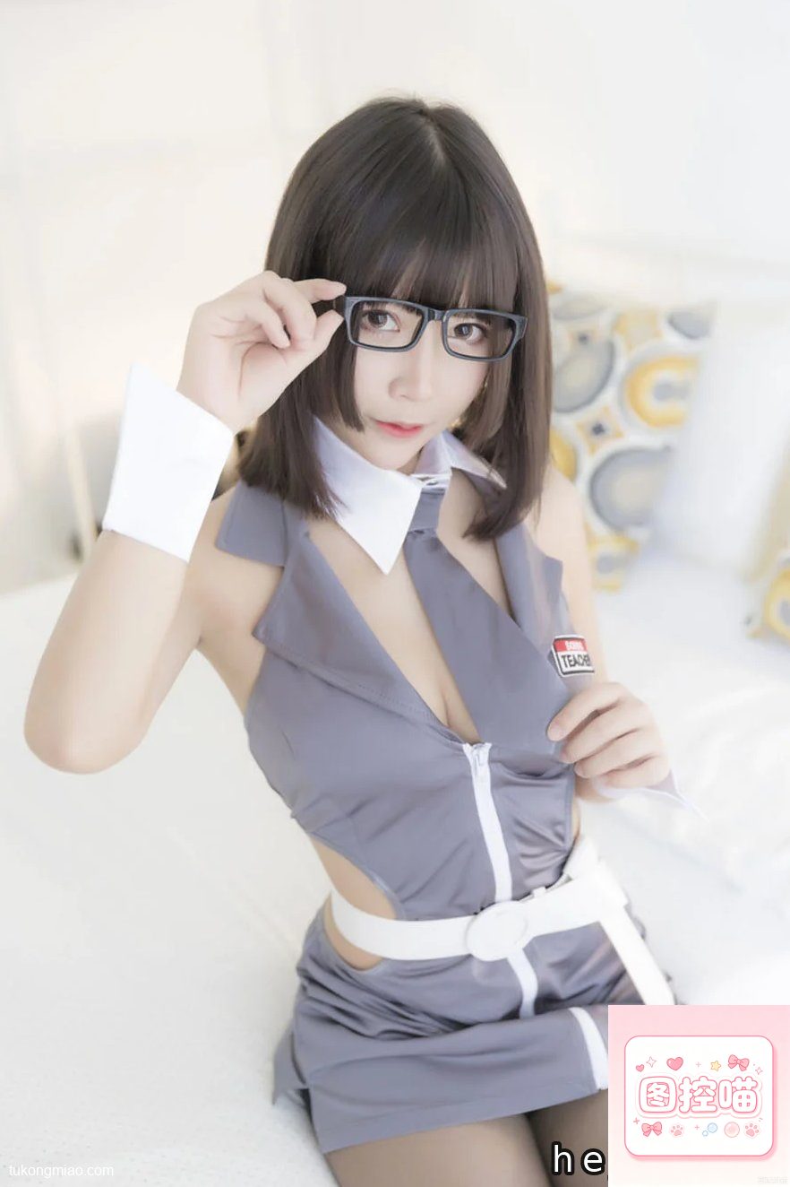 漫展返图：莫子aa小脑斧黑护士高清cos套图直击 cosplay写真 第3张