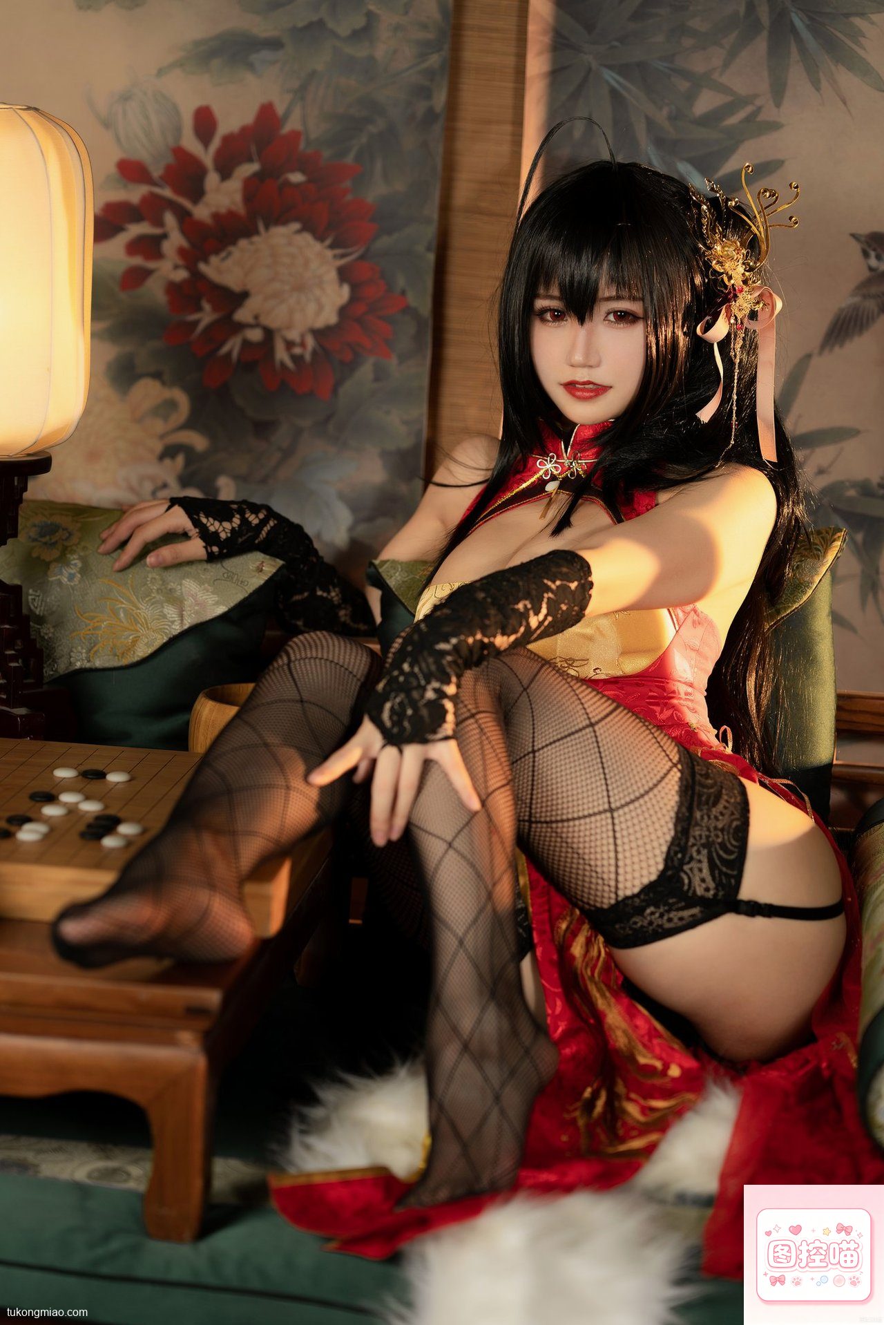 小仓千代w蔚蓝档案写真:红金和风现场返图 cosplay写真 第2张