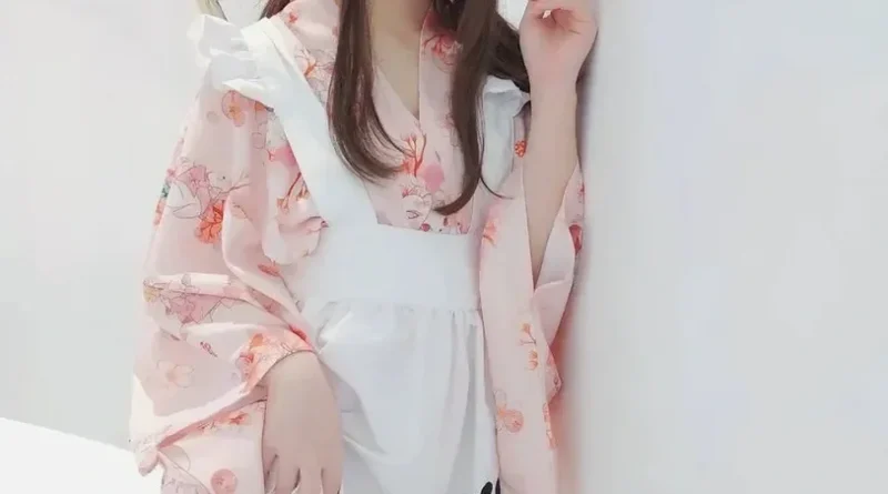 洛丽塔coser古川kagura：紧急企划写真合集与风格解析
