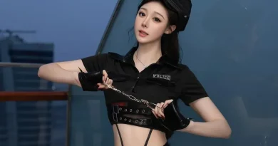 温柔治愈系写真图片合集：是小逗逗五套轻熟造型逐套赏析