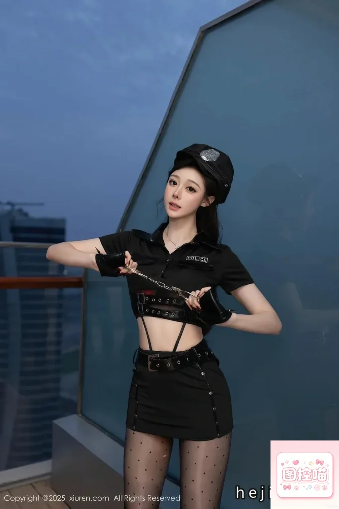 温柔治愈系写真图片合集：是小逗逗五套轻熟造型逐套赏析